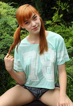 Anny Aurora